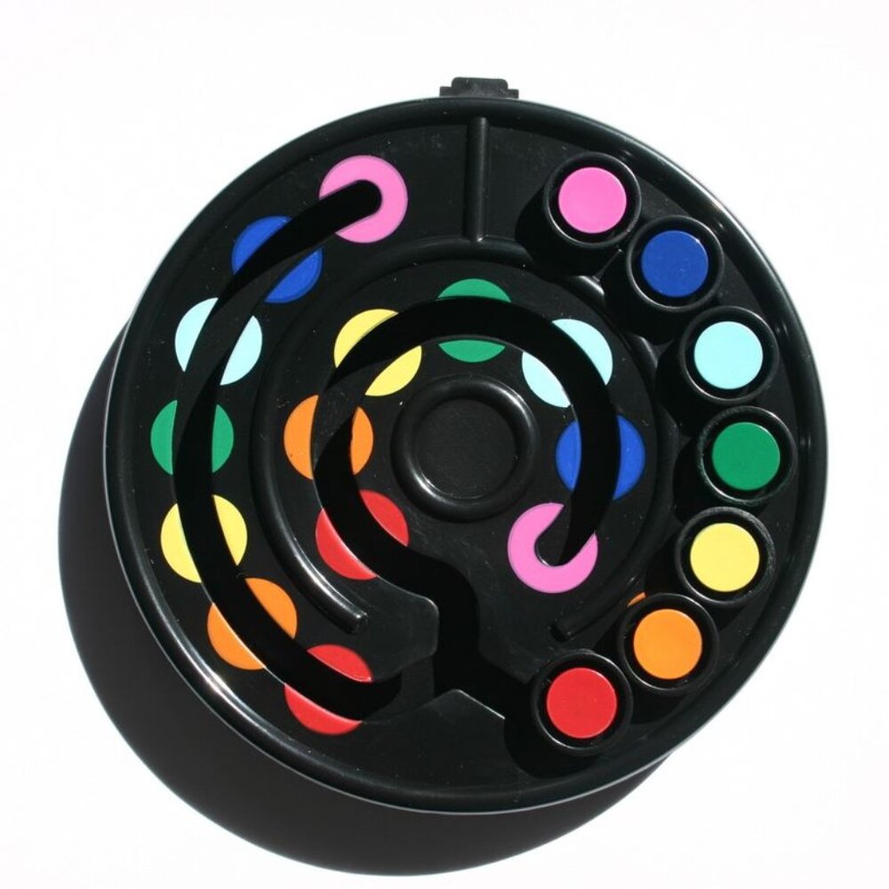 Brainwright Rudenko's Disk Super Spectrum Pocket Puzzle - Picture 2 of 4